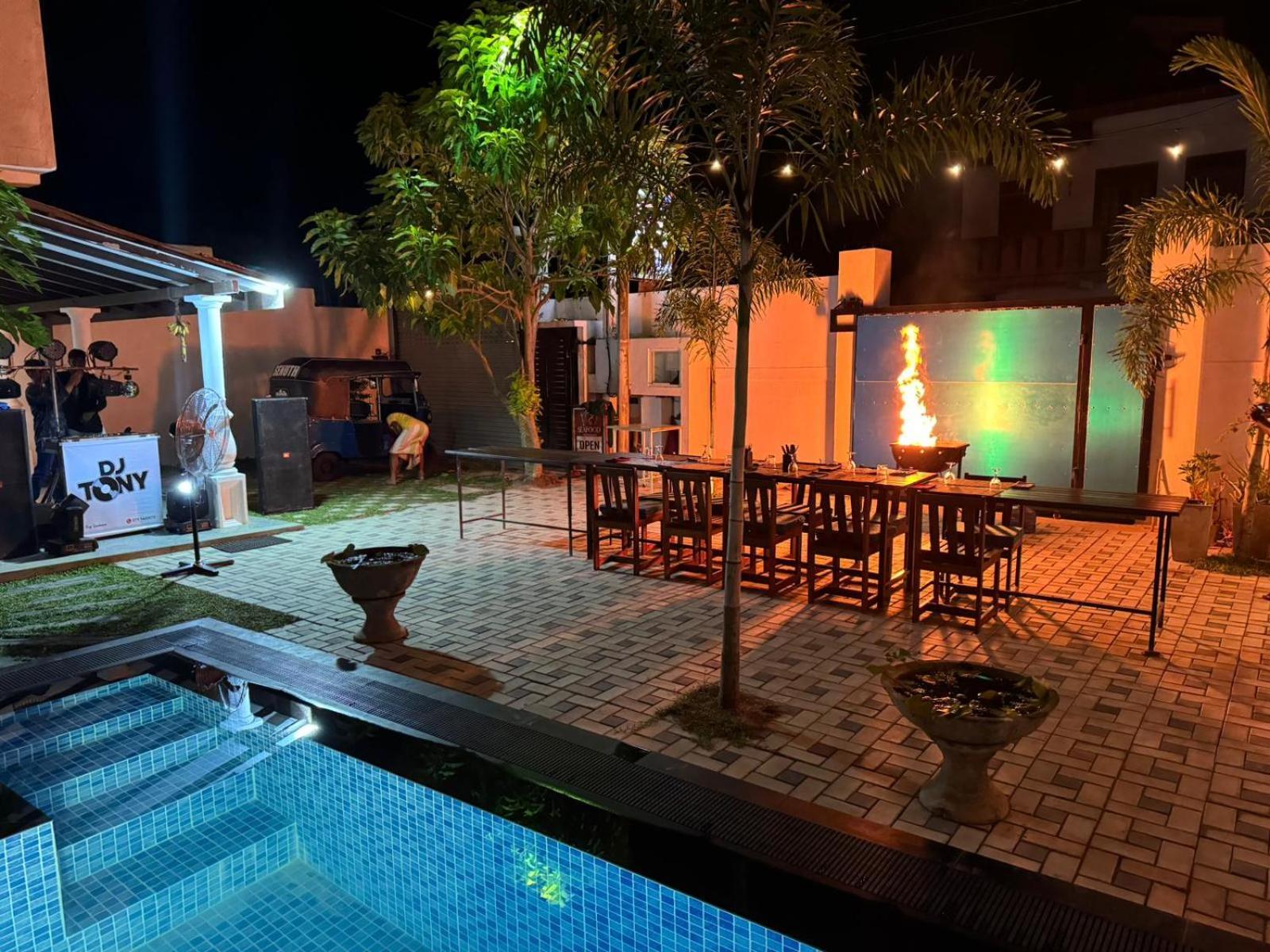 Ranil Villa ガル エクステリア 写真